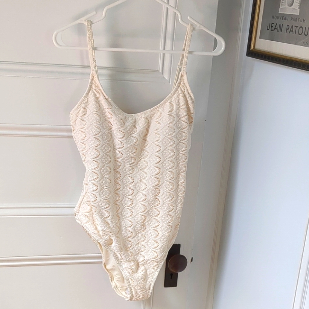 NWT Andi Almafi Crochet One Piece Swimsuit Cream L
